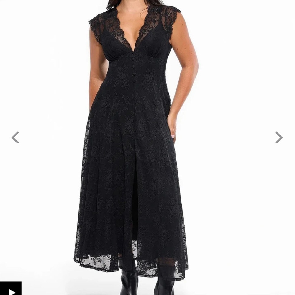 Elegant Black Lace Midi Dress
